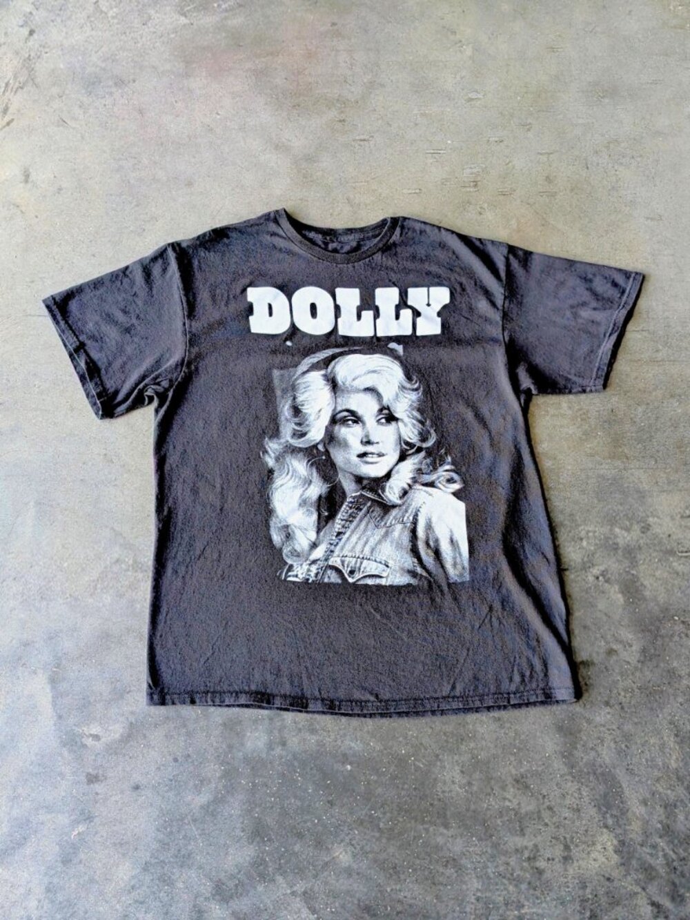 Dolly Parton Black and White Crewneck Short Sleeve Graphic Tee large
